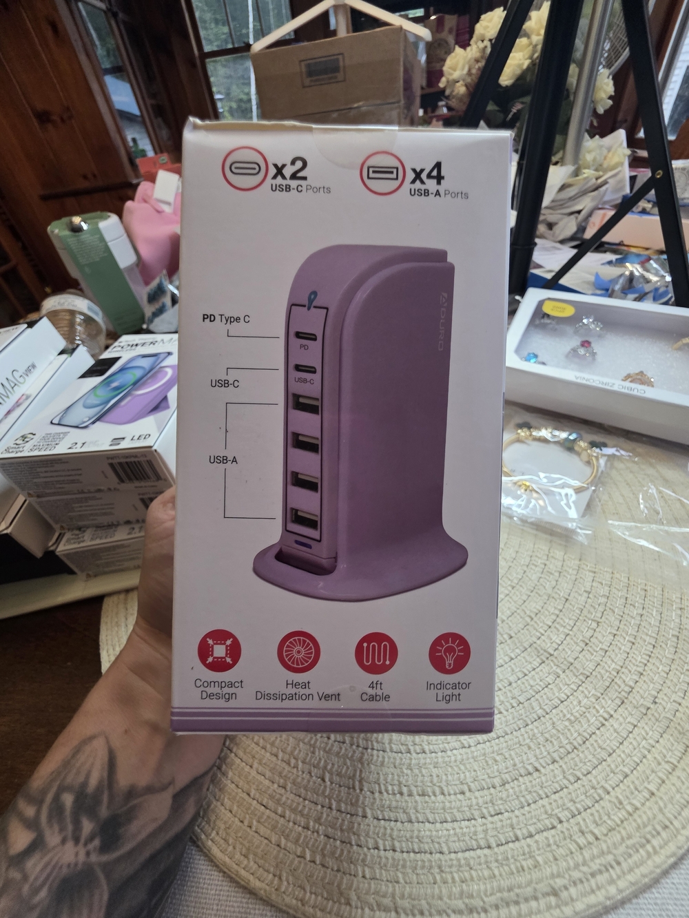 ADURO Power Tower 6-Port USB Charging Station - Purple - Picture 2 of 4